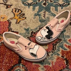 Peanuts x Vans Slip Ons